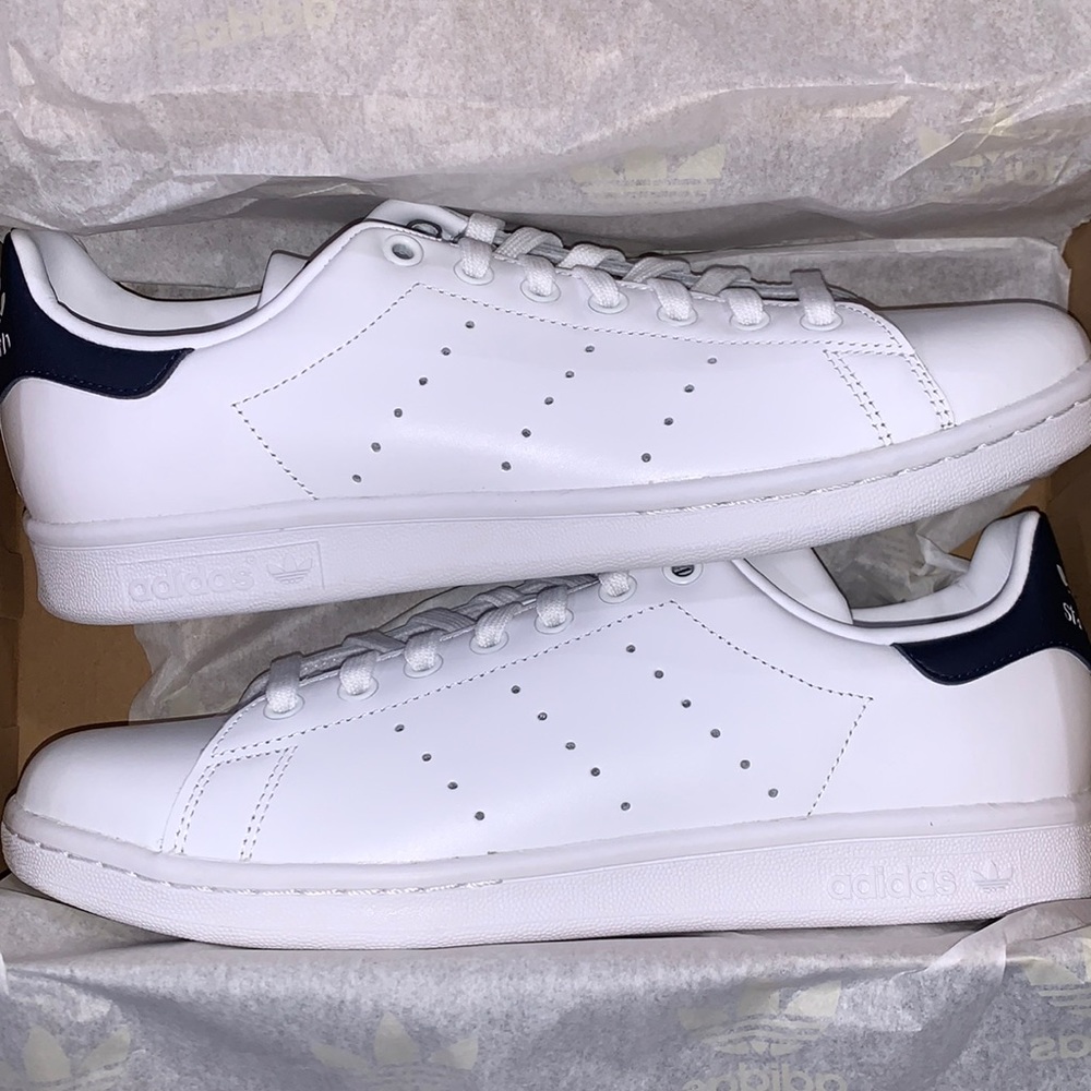 Stan Smith Navy Blue Adidas size 9